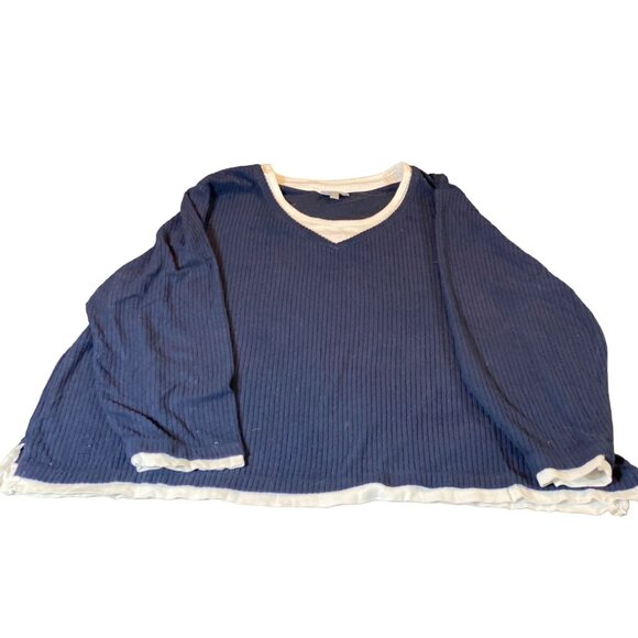 2 Essentials Top  Round Neck Blue & Purple White Contrast Trim Relaxed  4X plus - Picture 8 of 10